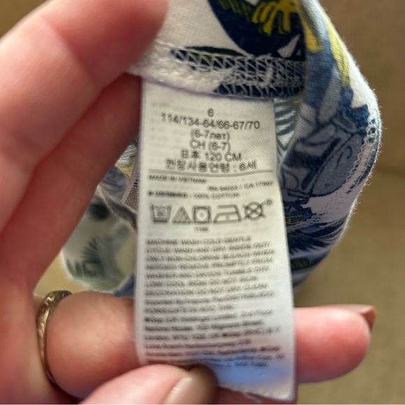 Boys Preowned Star Wars Gap Pajama set size 6 - Picture 6 of 7